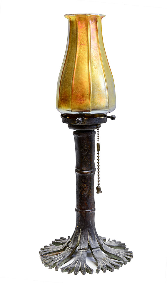 Tiffany Lamp with Chain