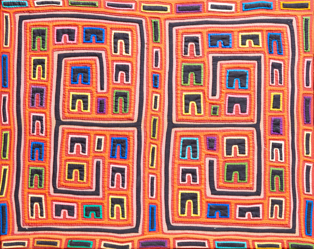 Mola Panama Weaving